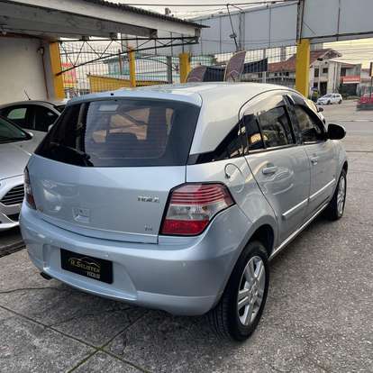 CHEVROLET-AGILE-2011