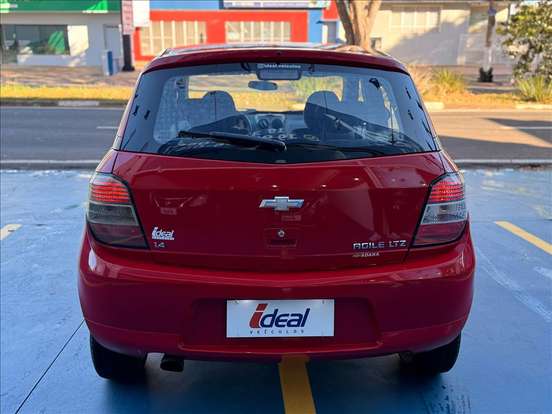 CHEVROLET-AGILE-2012