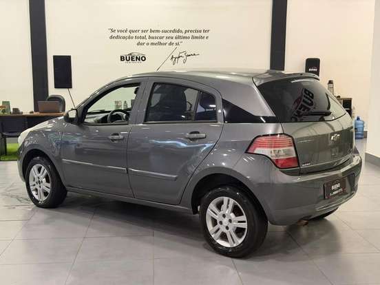 CHEVROLET-AGILE-2011