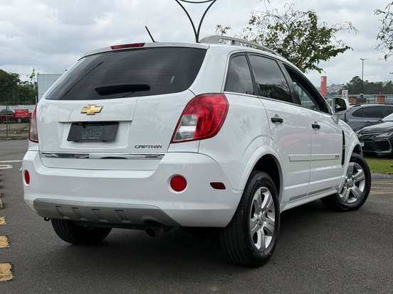 CHEVROLET-CAPTIVA-2013