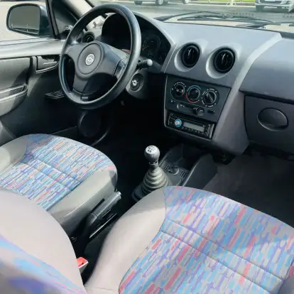 CHEVROLET-CELTA-2010