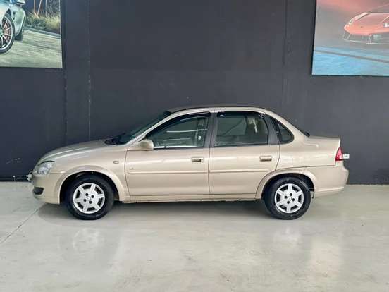CHEVROLET-CLASSIC-1.0 MPFI LS 8V FLEX 4P MANUAL CHEVROLET-CLASSIC-2011
