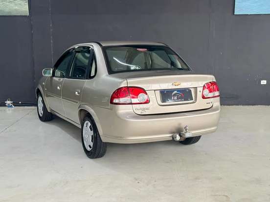 CHEVROLET-CLASSIC-2011