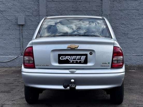 CHEVROLET-CLASSIC-2010