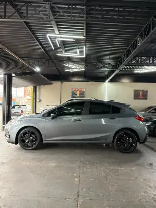 CHEVROLET-CRUZE-2019