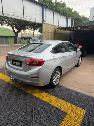 CHEVROLET-CRUZE-2017