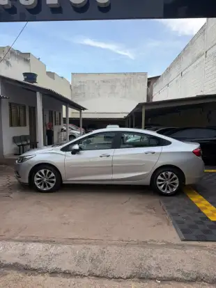 CHEVROLET-CRUZE-2017