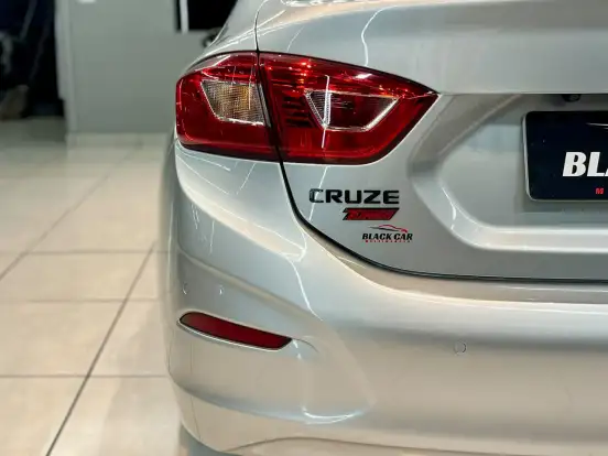CHEVROLET-CRUZE-2019