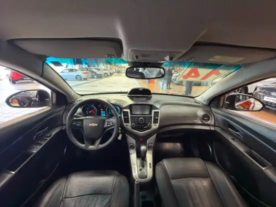 CHEVROLET-CRUZE-2013