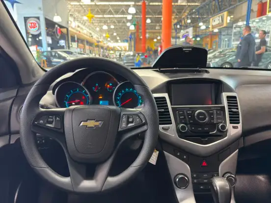 CHEVROLET-CRUZE-2013