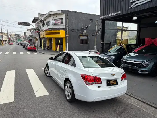 CHEVROLET-CRUZE-2013