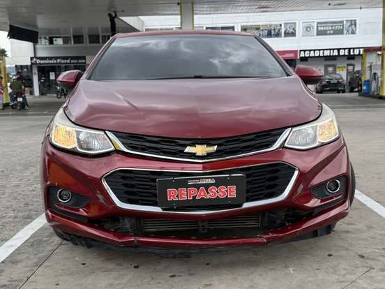 CHEVROLET-CRUZE-2018
