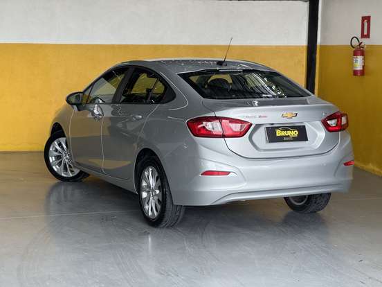 CHEVROLET-CRUZE-2019