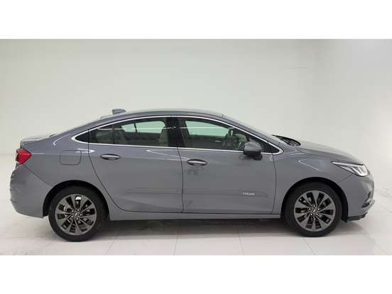 CHEVROLET-CRUZE-2017
