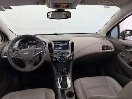 CHEVROLET-CRUZE-2017