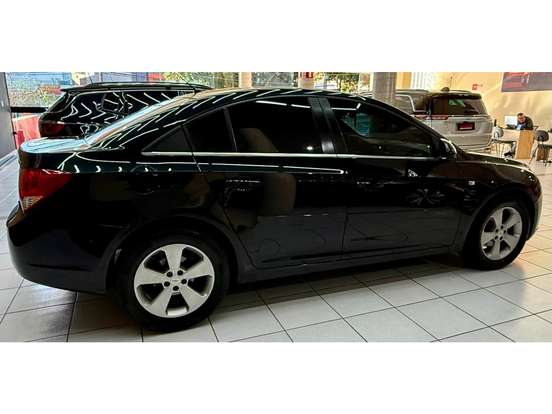 CHEVROLET-CRUZE-2011