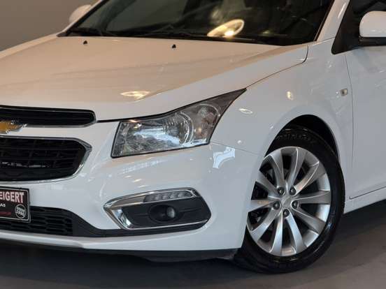 CHEVROLET-CRUZE-2015