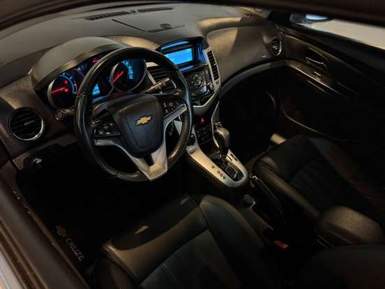 CHEVROLET-CRUZE-2015