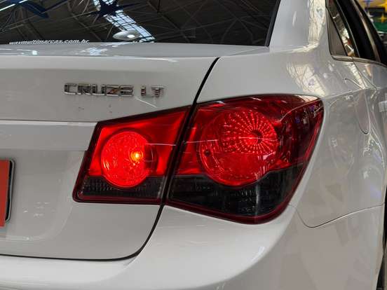 CHEVROLET-CRUZE-1.8 LT 16V FLEX 4P AUTOMÁTICO CHEVROLET-CRUZE-2013