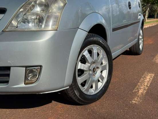 CHEVROLET-MERIVA-2012