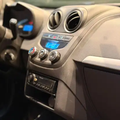 CHEVROLET-MONTANA-2014