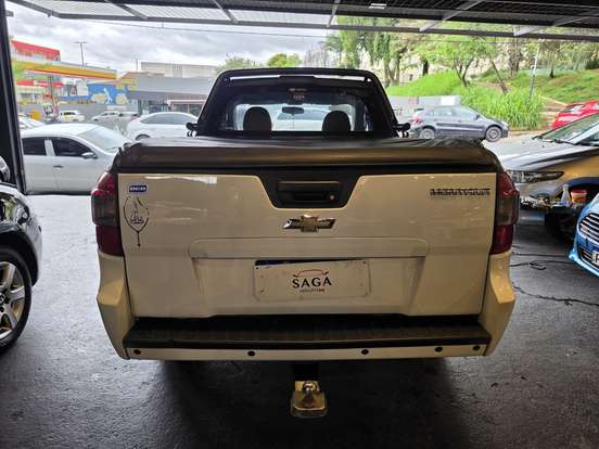 CHEVROLET-MONTANA-2016
