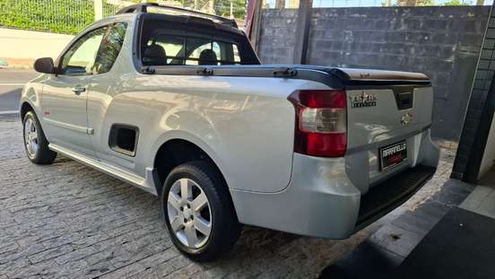 CHEVROLET-MONTANA-2010