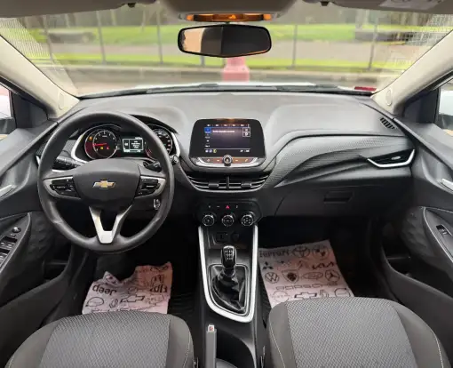 CHEVROLET-ONIX-2020
