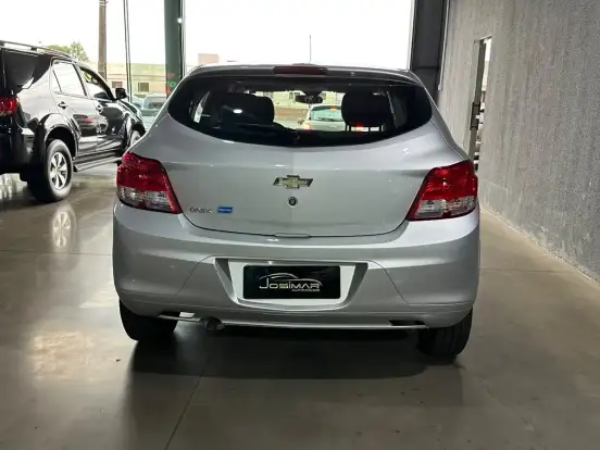 CHEVROLET-ONIX-1.0 MPFI JOY 8V FLEX 4P MANUAL CHEVROLET-ONIX-2018