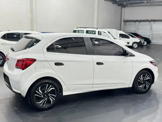 CHEVROLET-ONIX-1.0 MPFI JOY 8V FLEX 4P MANUAL CHEVROLET-ONIX-2019