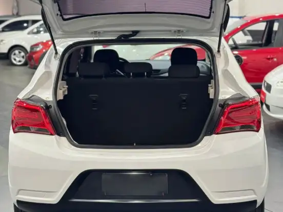 CHEVROLET-ONIX-1.0 MPFI JOY 8V FLEX 4P MANUAL CHEVROLET-ONIX-2019