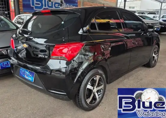 CHEVROLET-ONIX-2016