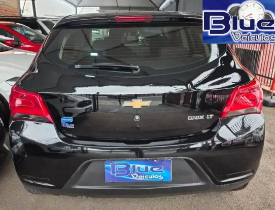 CHEVROLET-ONIX-2016