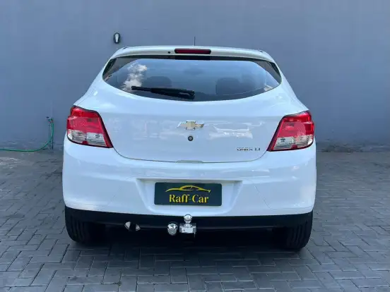 CHEVROLET-ONIX-2013