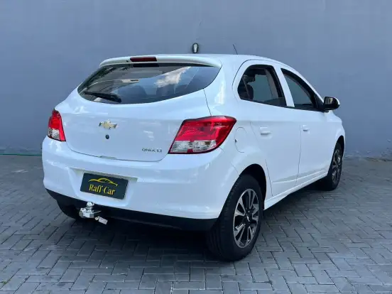 CHEVROLET-ONIX-2013
