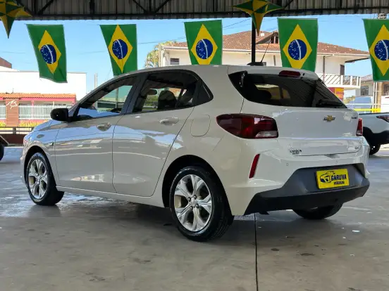 CHEVROLET-ONIX-2023