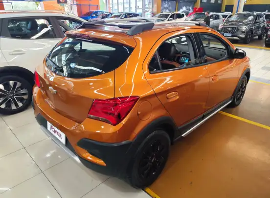 CHEVROLET-ONIX-1.4 MPFI ACTIV 8V FLEX 4P AUTOMÁTICO CHEVROLET-ONIX-2019