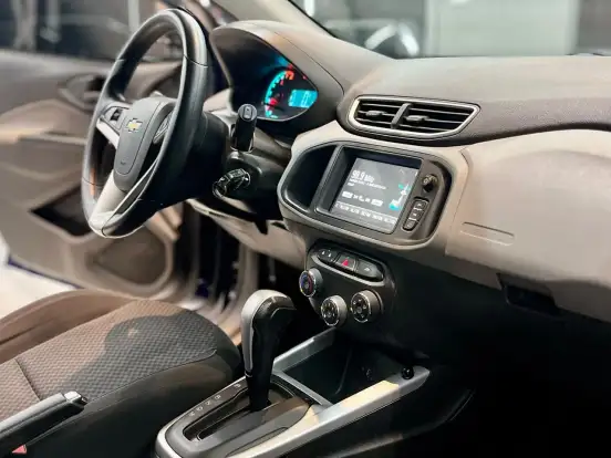 CHEVROLET-ONIX-2017
