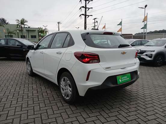 CHEVROLET-ONIX-2024
