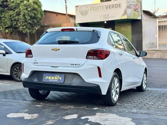 CHEVROLET-ONIX-2023