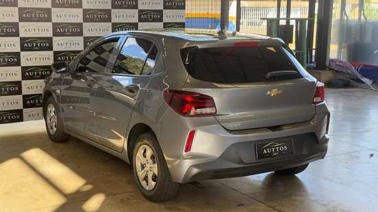 CHEVROLET-ONIX-2022