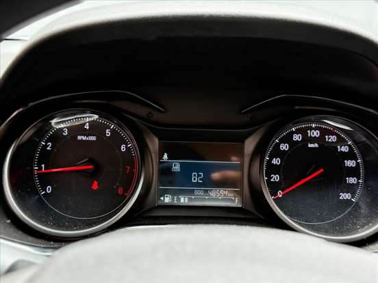 CHEVROLET-ONIX-2020