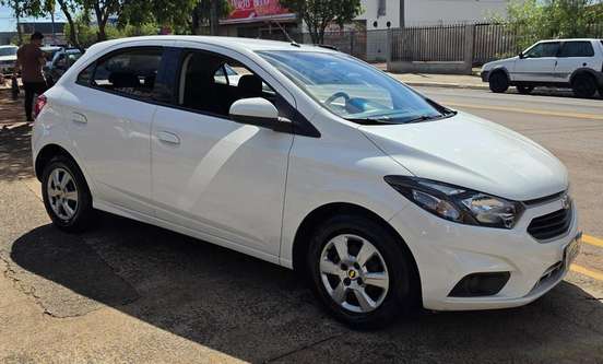 CHEVROLET-ONIX-2019