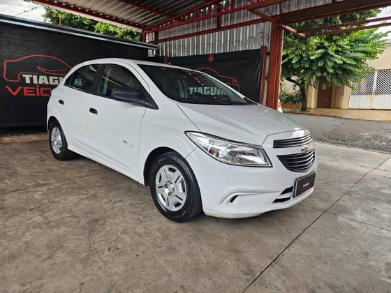 CHEVROLET ONIX 1.0 MPFI JOY 8V FLEX 4P MANUAL