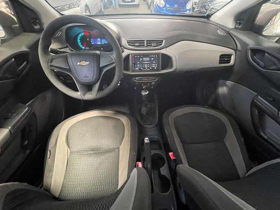 CHEVROLET-ONIX-2015