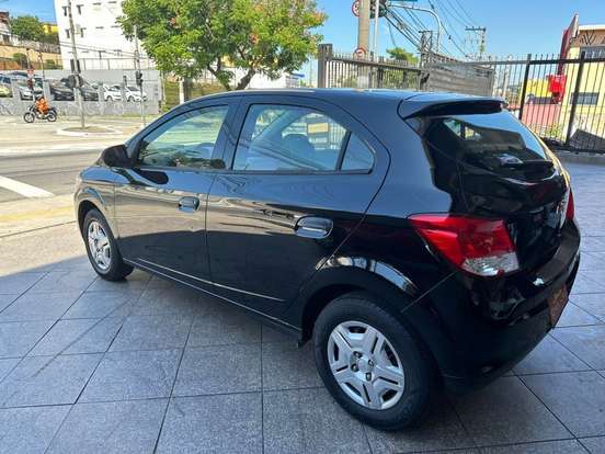 CHEVROLET-ONIX-1.0 MPFI LS 8V FLEX 4P MANUAL CHEVROLET-ONIX-2015