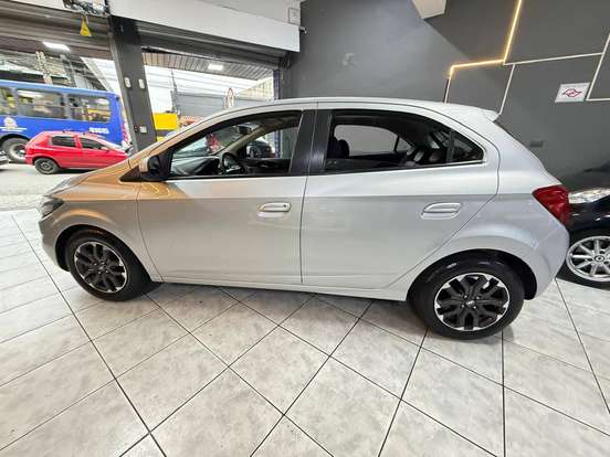 CHEVROLET-ONIX-1.0 MPFI LT 8V FLEX 4P MANUAL CHEVROLET-ONIX-2018