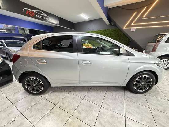 CHEVROLET-ONIX-1.0 MPFI LT 8V FLEX 4P MANUAL CHEVROLET-ONIX-2018