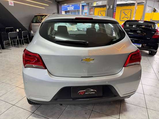 CHEVROLET-ONIX-1.0 MPFI LT 8V FLEX 4P MANUAL CHEVROLET-ONIX-2018