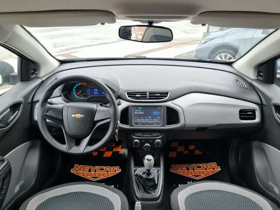 CHEVROLET-ONIX-2015